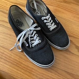 Black Vans Lo Authentic Skate Sneakers